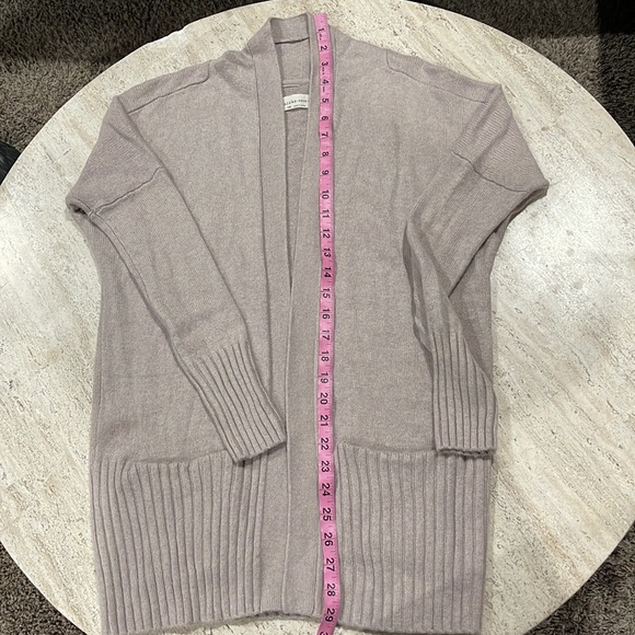 AZURE SKIES Aritzia Cashmere Angora blend Open Cardigan Sz XXS in oatmeal color. - Picture 12 of 14